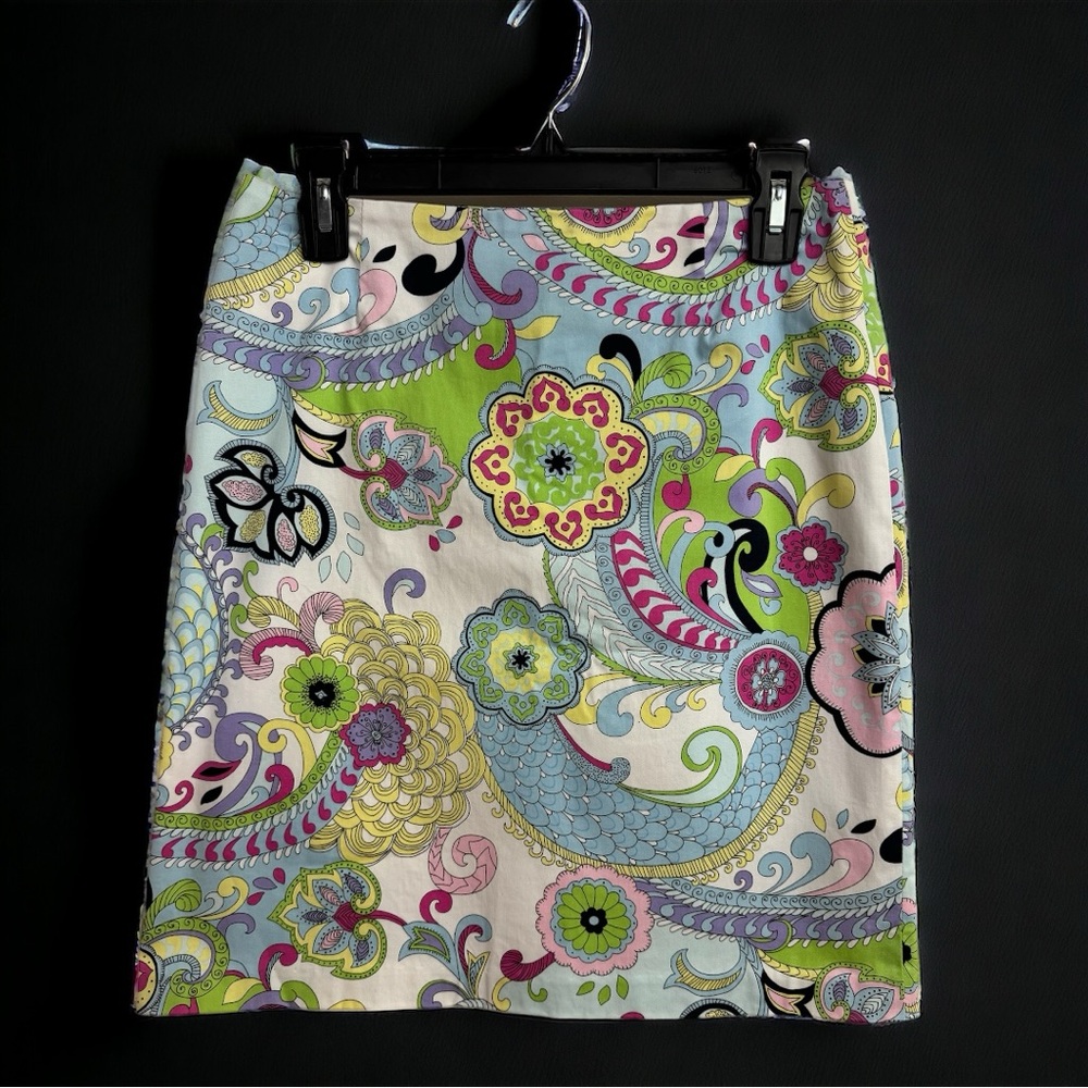 Melly M Colorful Ladies Golf Skirt Size 0.
